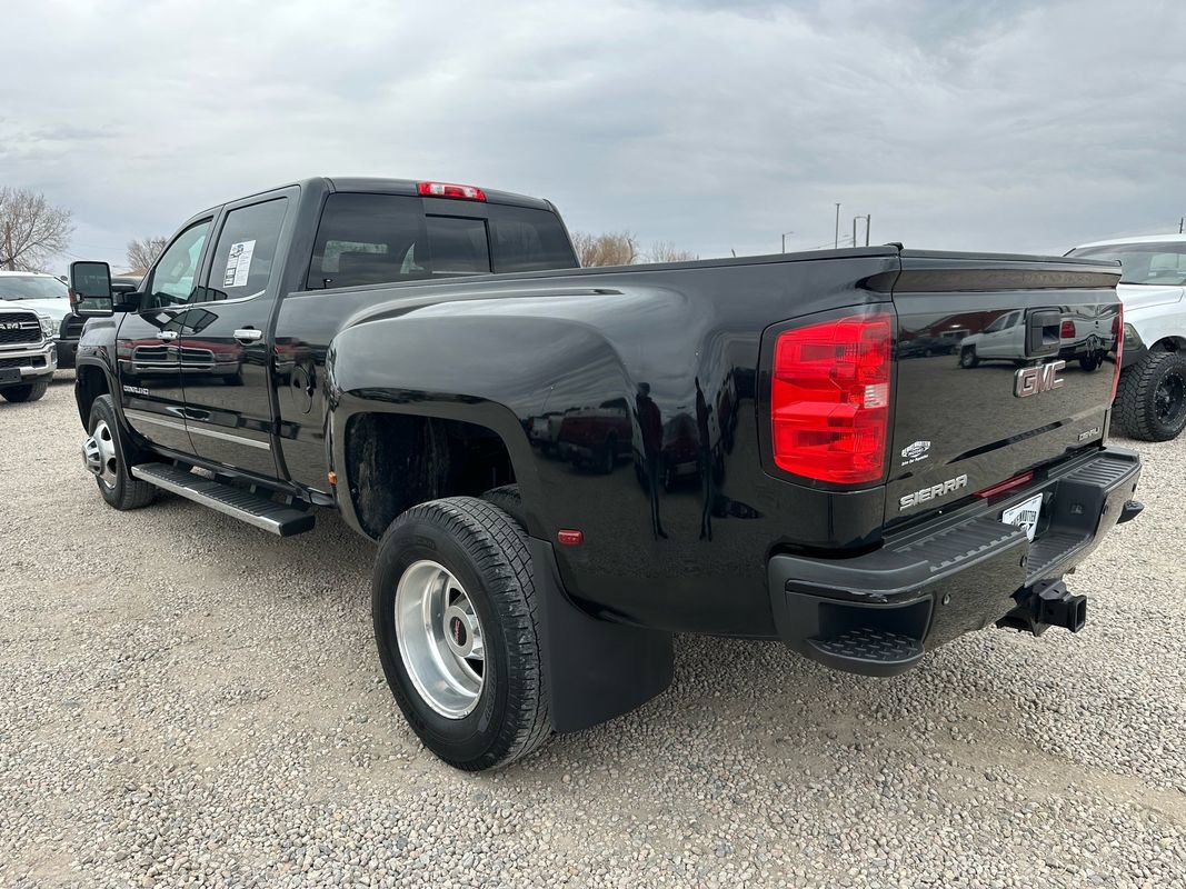 Used 2017 GMC Sierra 3500 Denali w/ Duramax Plus Package image 7
