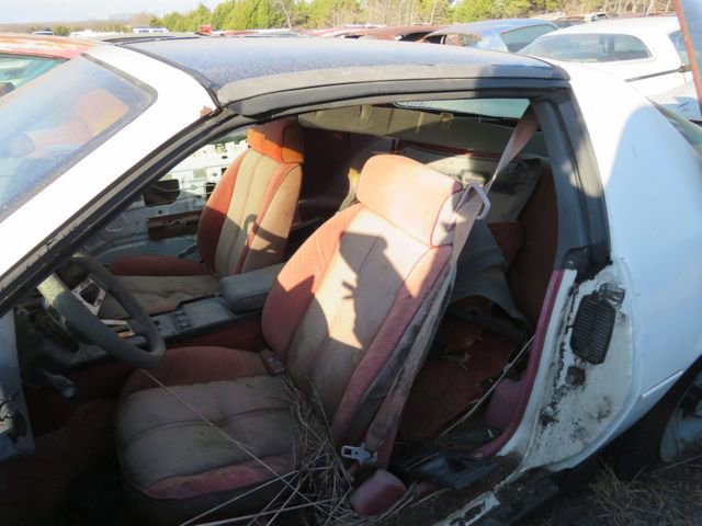 Used 1986 Chevrolet Camaro LT image 5
