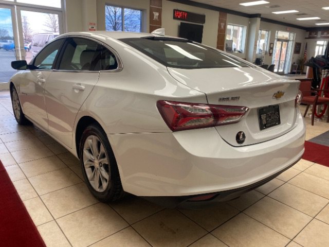 Used 2022 Chevrolet Malibu LT FWD image 3