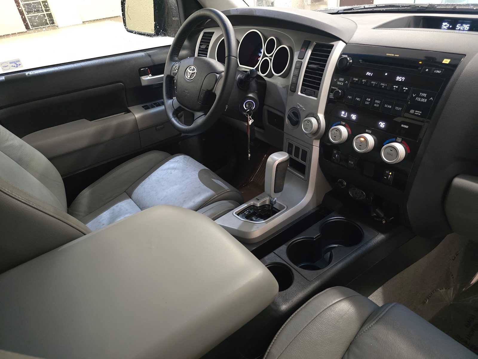 Used 2007 Toyota Tundra Limited AWD/4WD image 28