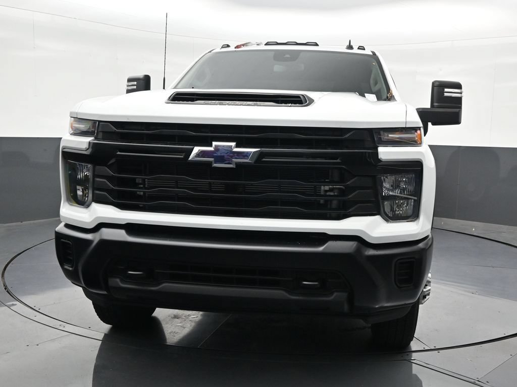 Used 2025 Chevrolet Silverado 3500 W/T AWD/4WD image 9