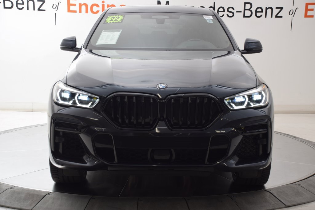 Used 2022 BMW X6 M50i w/ Executive Package image 9