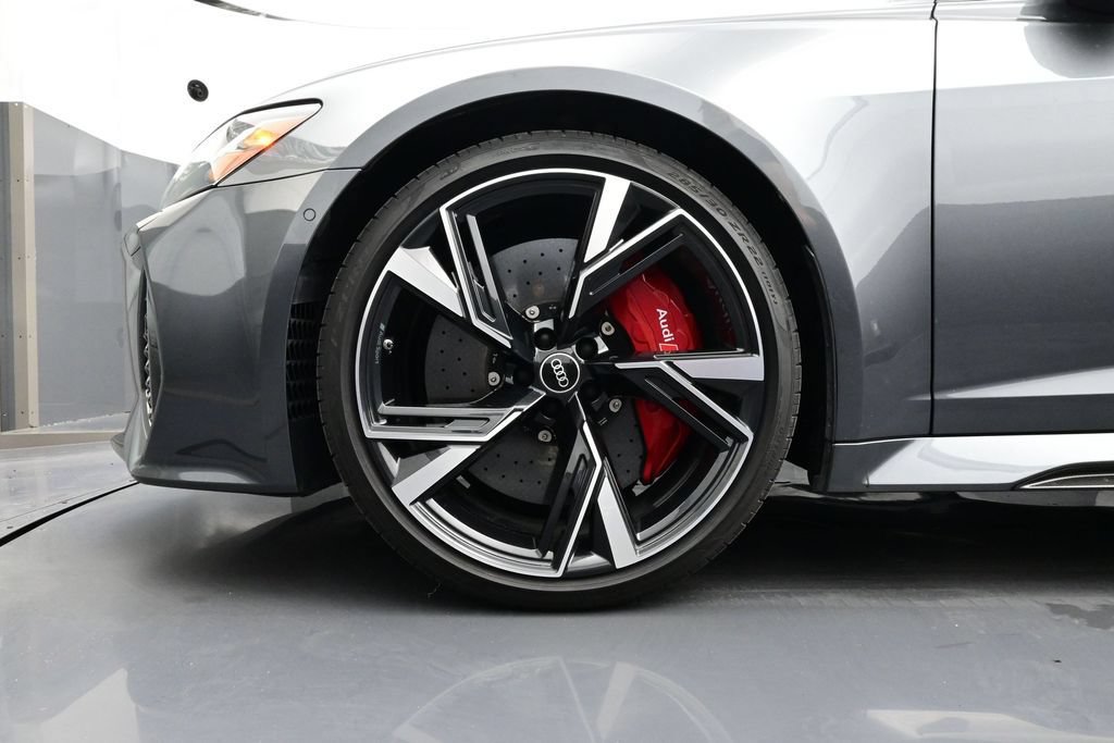 Used 2021 Audi RS 6 w/ Carbon Optic Package AWD/4WD image 6