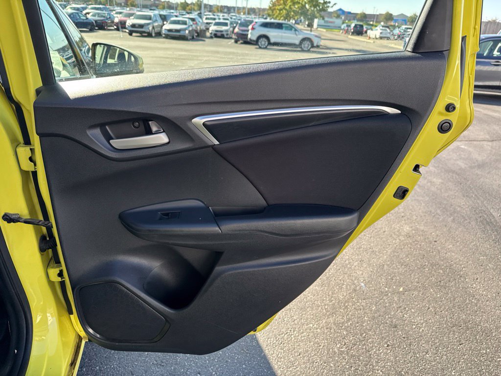 Used 2016 Honda Fit LX image 32