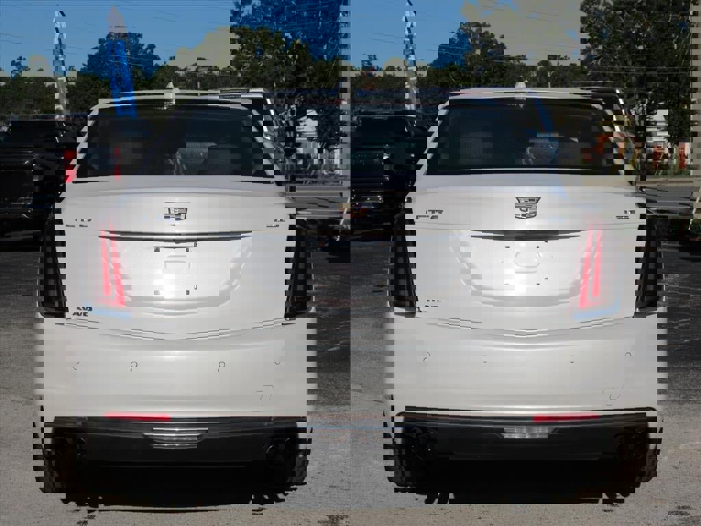 Used 2017 Cadillac CT6 Luxury image 5