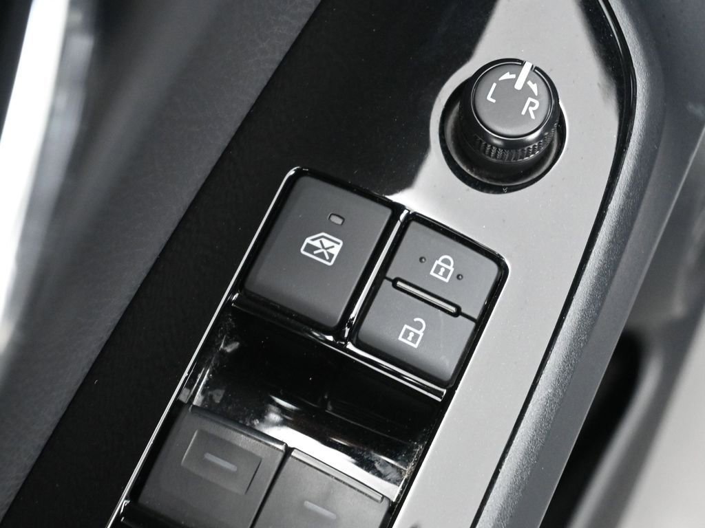 Certified 2020 Toyota Prius Limited w/ Premium Convenience Package image 12