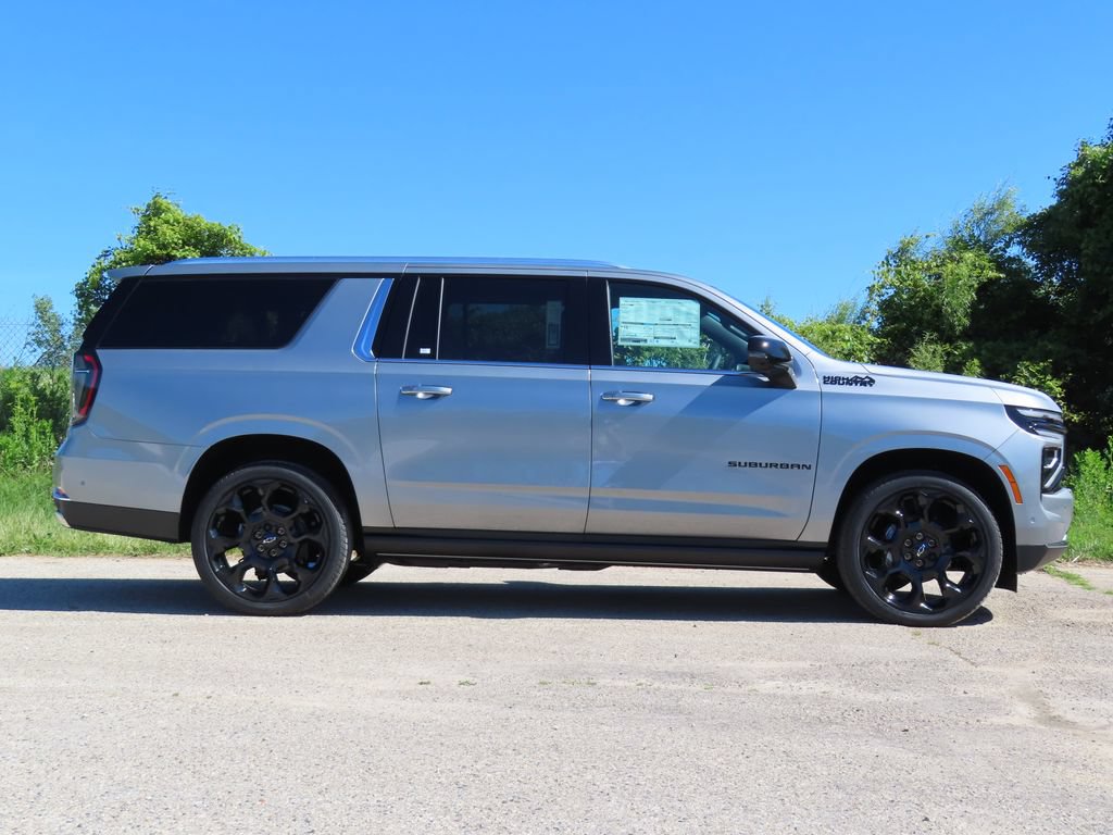 New 2026 Chevrolet Suburban High Country AWD/4WD image 2