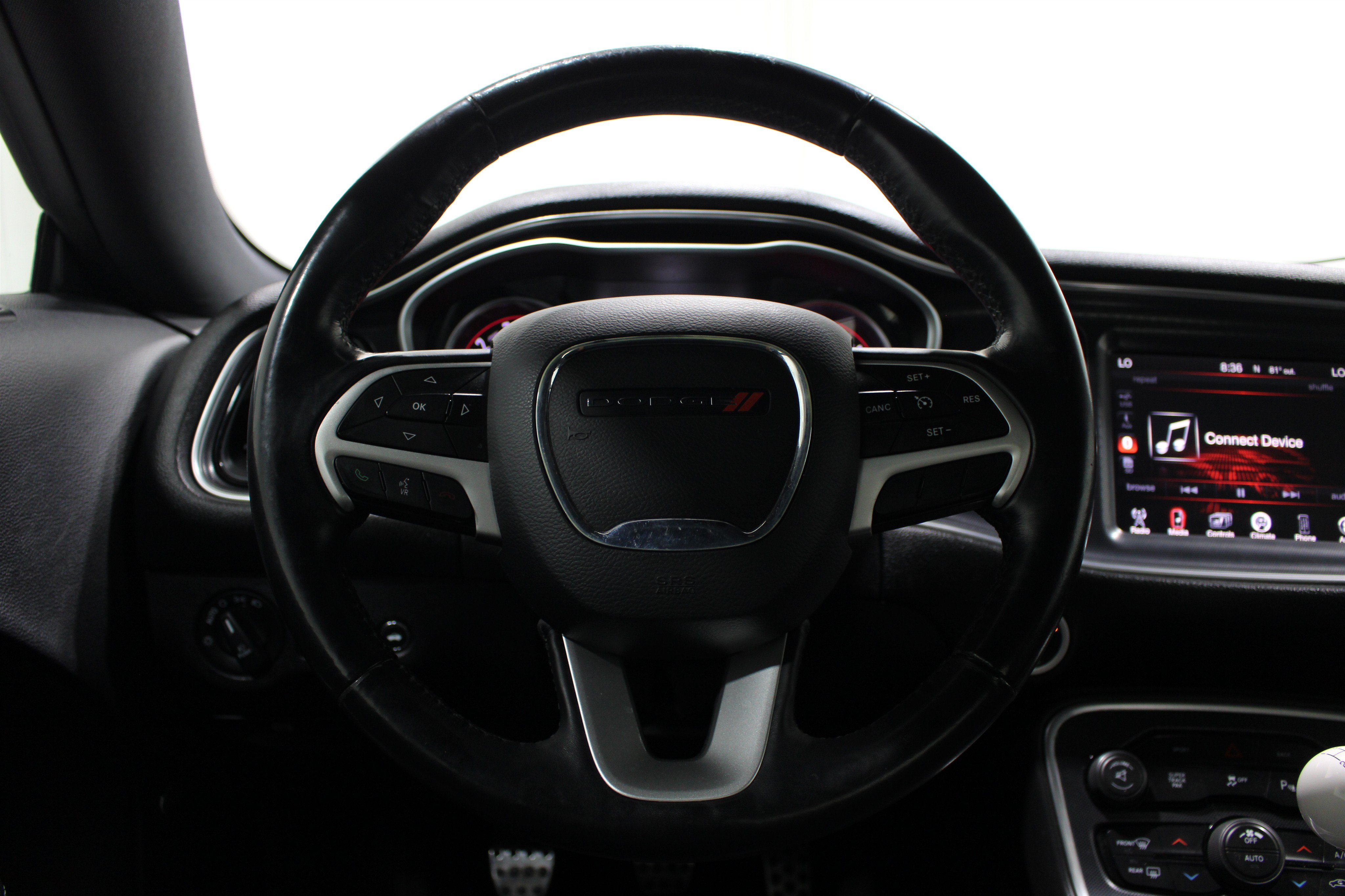 Used 2015 Dodge Challenger R/T Plus RWD image 10