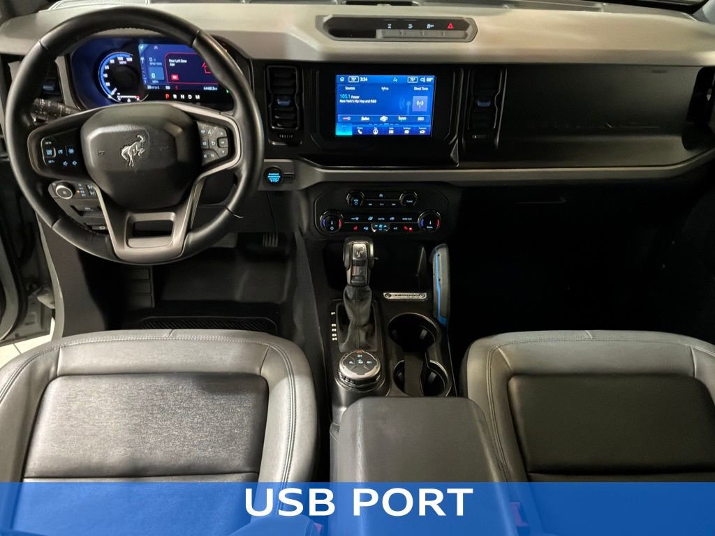Used 2022 Ford Bronco Black Diamond image 11