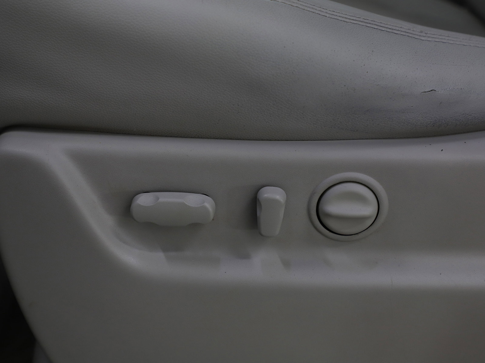 Used 2013 Chevrolet Tahoe LT w/ Luxury Package image 27