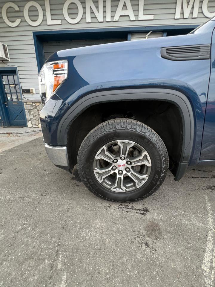 Used 2021 GMC Sierra 1500 4x4 Crew Cab w/ Sierra Value Package image 2