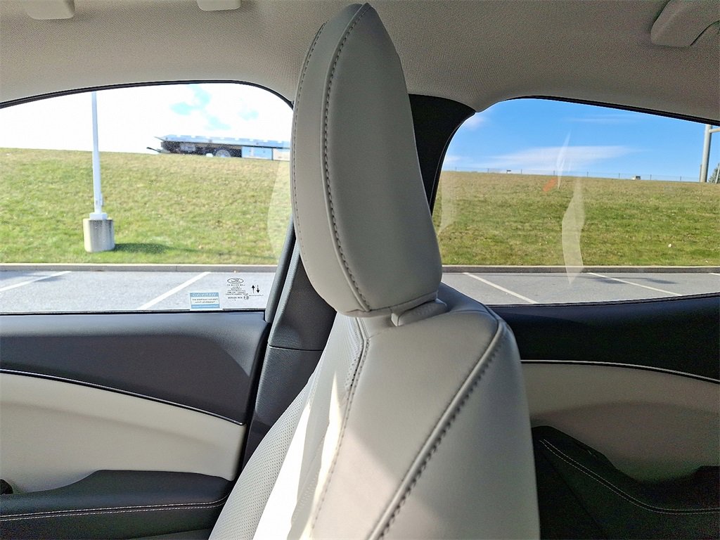 Used 2023 Ford Mustang Mach-E Premium image 17