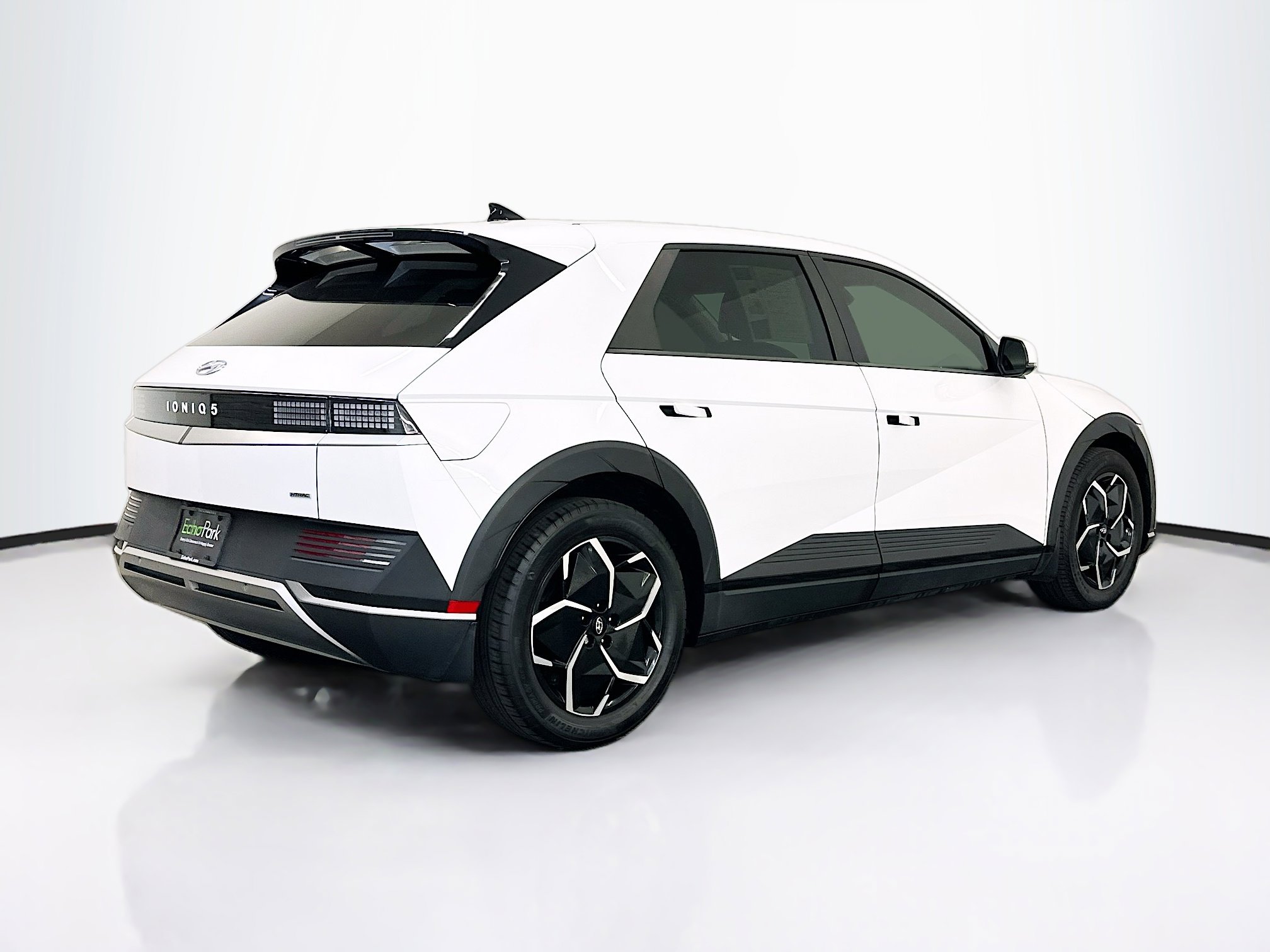 Used 2024 Hyundai Ioniq 5 SEL image 9