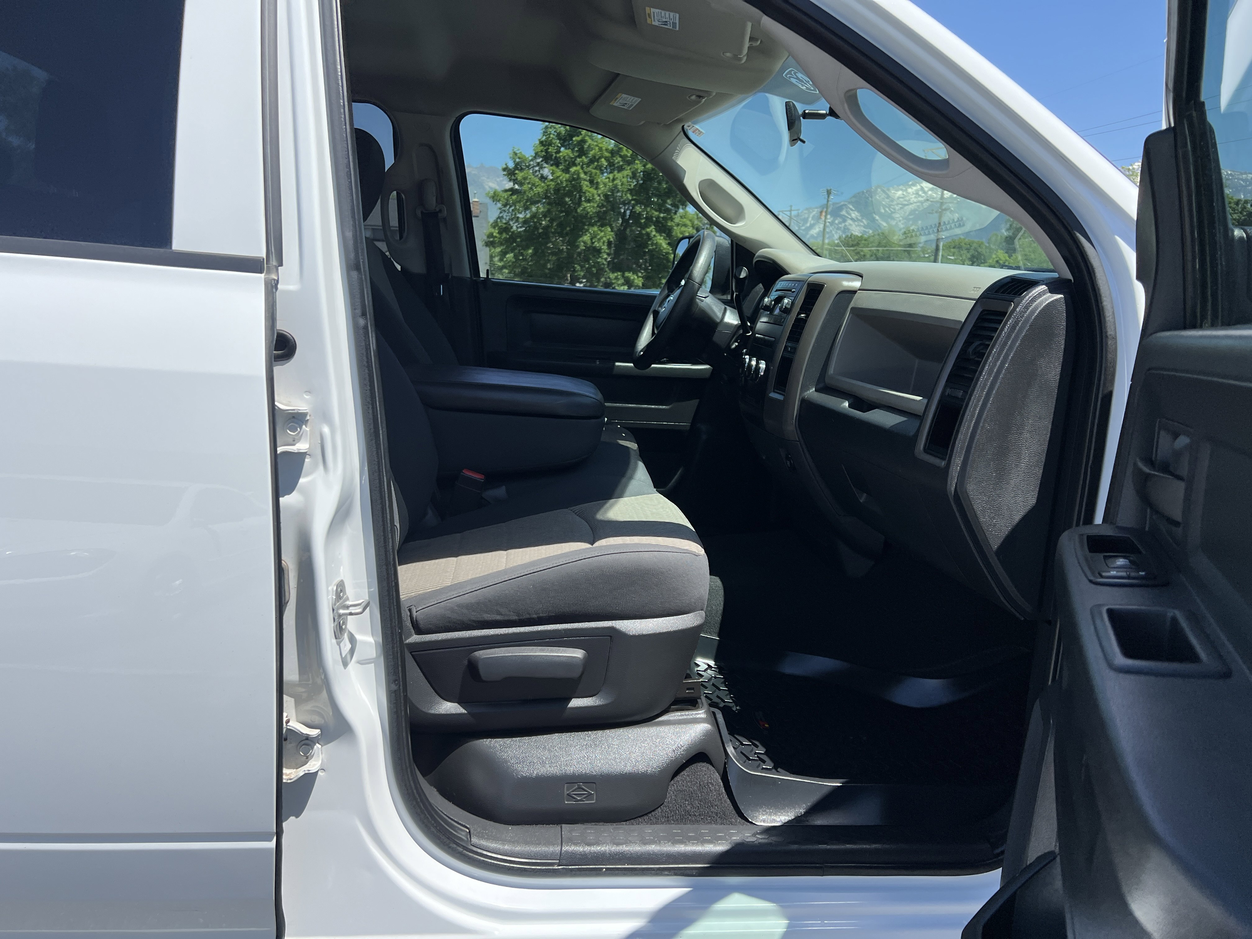 Used 2012 RAM 1500 Express AWD/4WD image 11