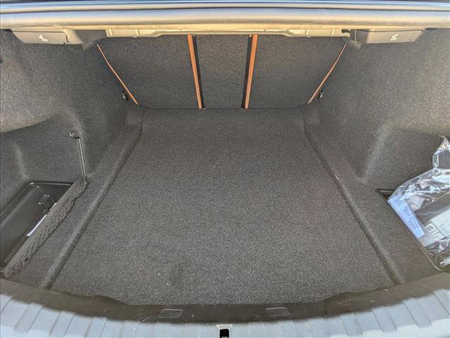 Certified 2025 BMW 330i Sedan w/ Premium Package image 6