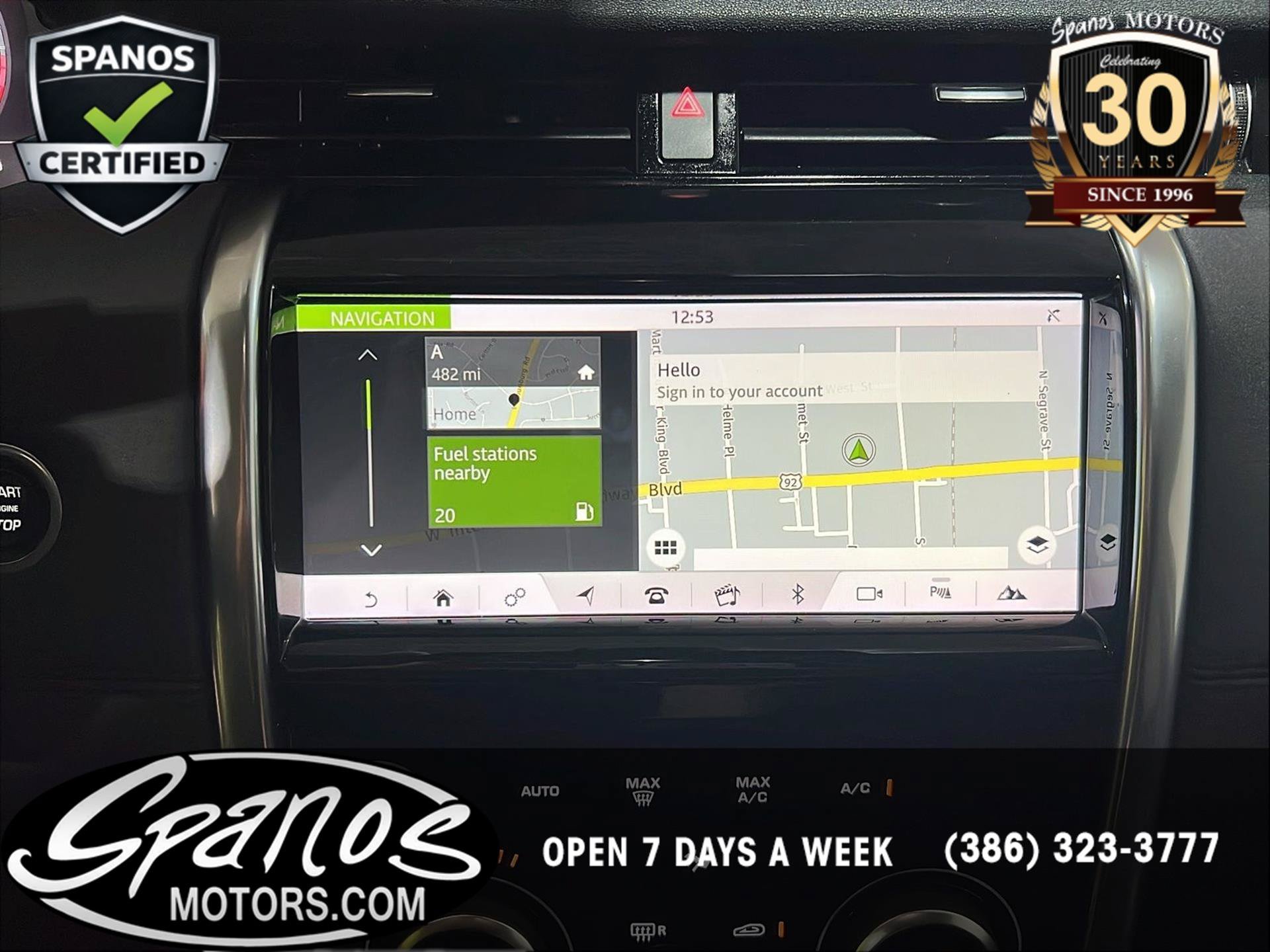 Used 2020 Land Rover Discovery Sport SE AWD/4WD image 16