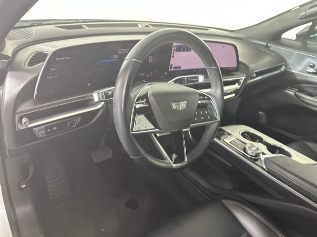 Used 2024 Cadillac Lyriq Tech image 13