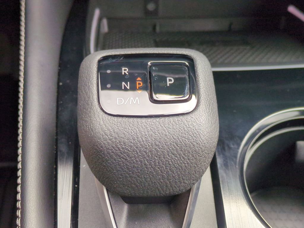Used 2025 Nissan Rogue Platinum w/ Platinum Premium Package AWD/4WD image 29