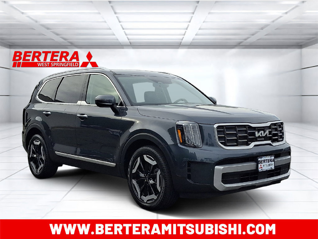 Used 2023 Kia Telluride S AWD/4WD image 1