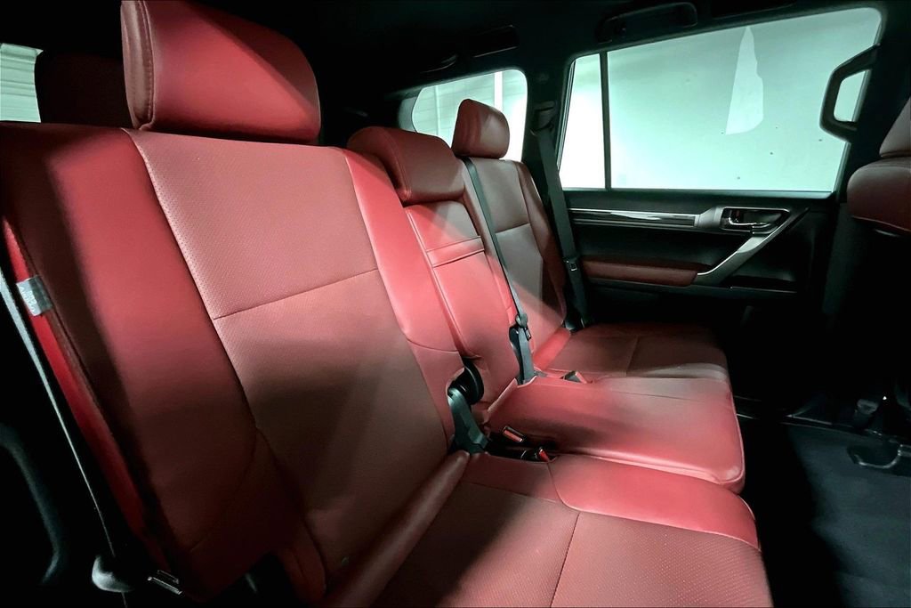 Used 2023 Lexus GX 460 Premium w/ Premium Package AWD/4WD image 34