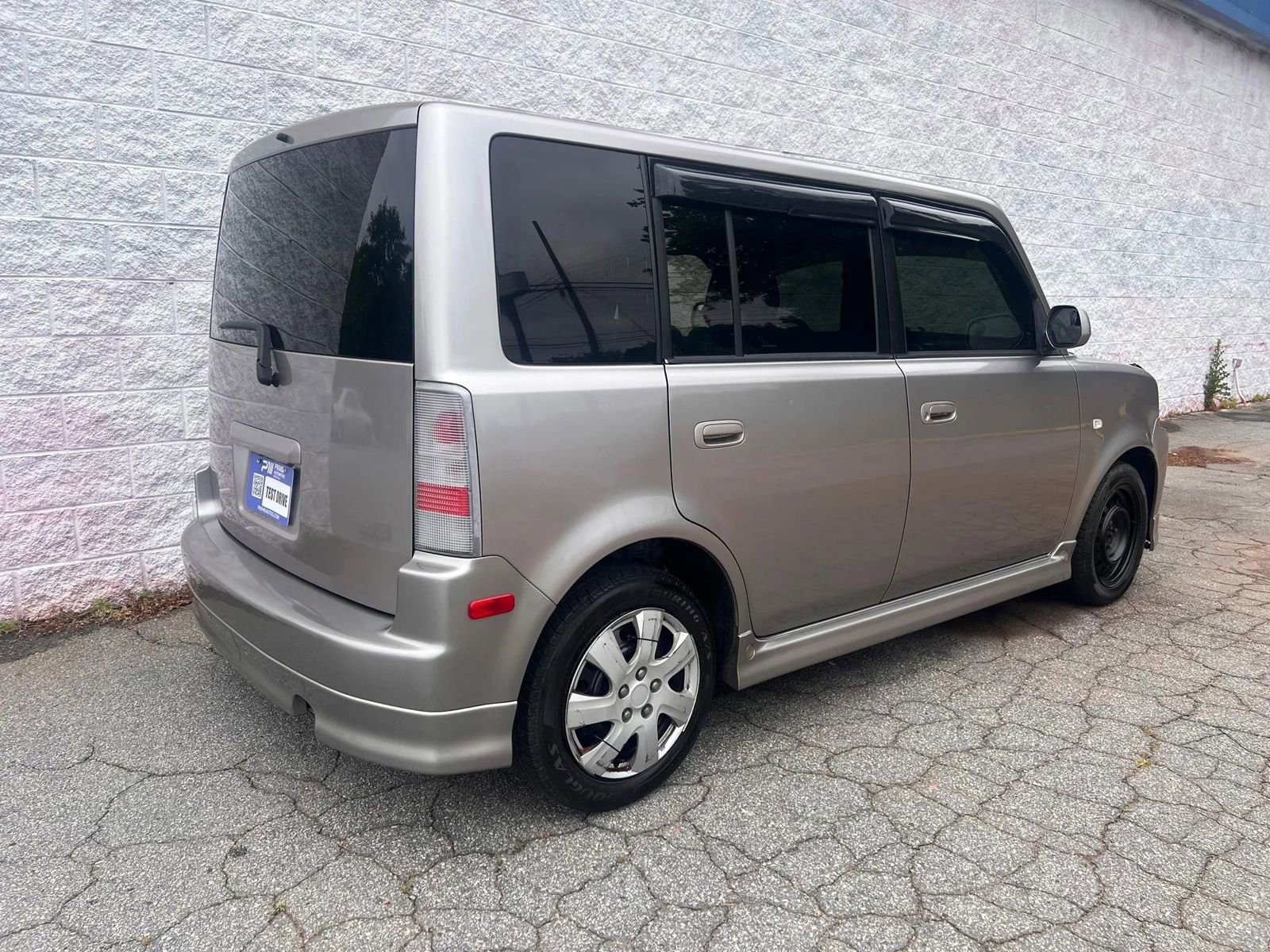 Used 2006 Scion xB FWD image 8