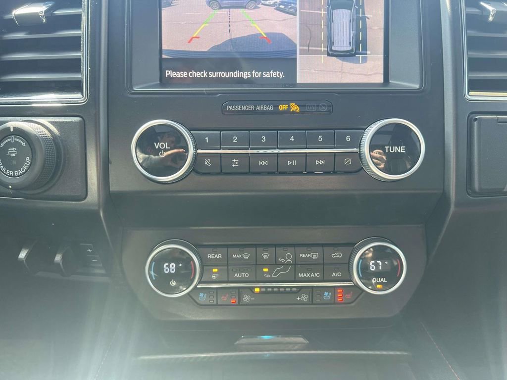 Used 2021 Ford Expedition Limited AWD/4WD image 27
