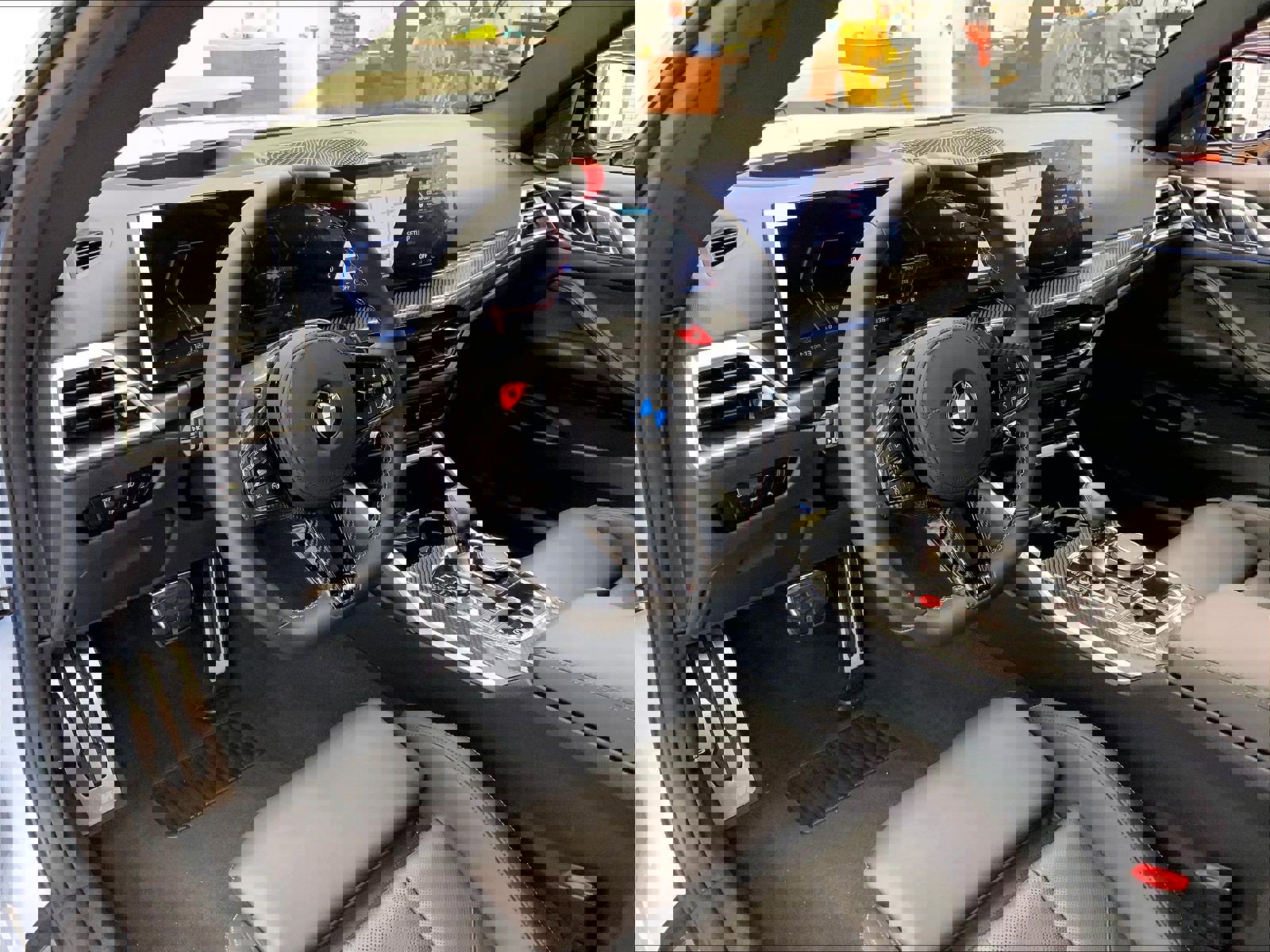 Used 2025 BMW M4 xDrive Competition w/ Executive Package image 4