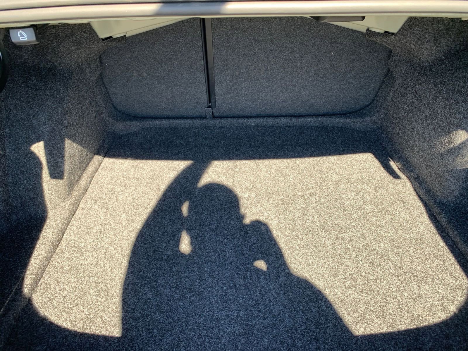 Used 2025 Volkswagen Jetta SE image 30