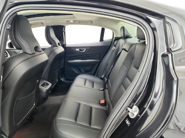 Certified 2024 Volvo S60 B5 Plus w/ Climate Package AWD/4WD image 30