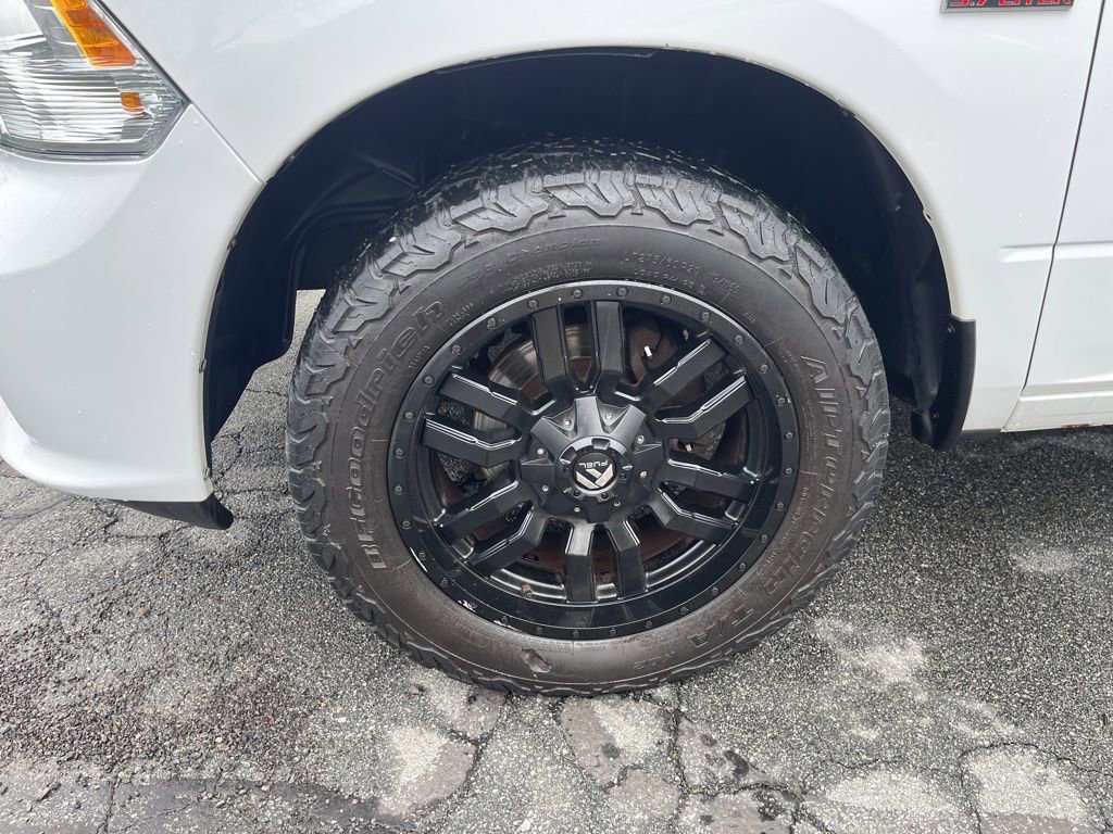 Used 2017 RAM 1500 Express image 29