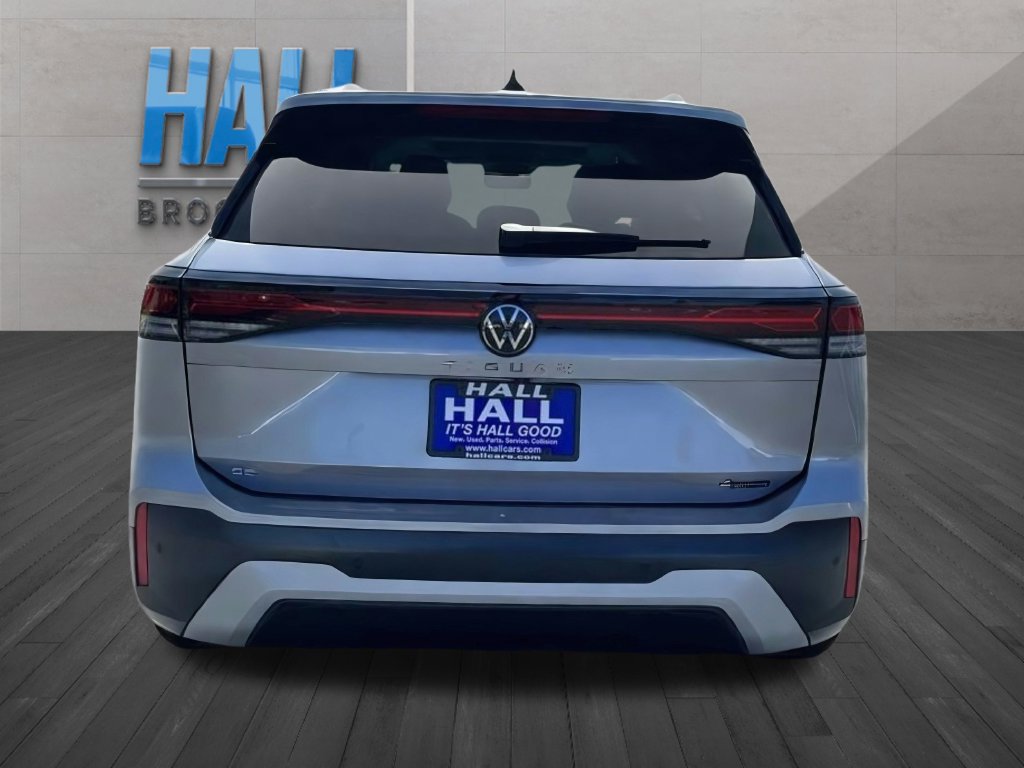 Certified 2026 Volkswagen Tiguan SE AWD/4WD image 6