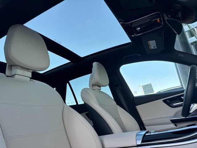 Certified 2026 Mercedes-Benz GLC 350e 4MATIC image 19