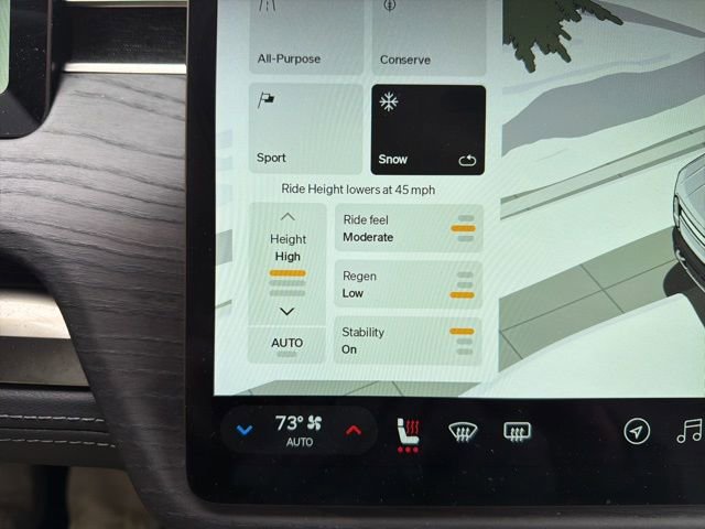 Used 2024 Rivian R1S Adventure image 44