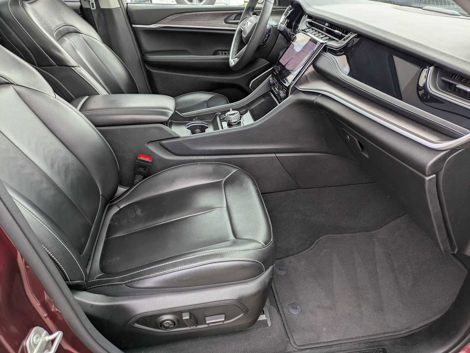 Used 2024 Jeep Grand Cherokee Limited 4xe image 22