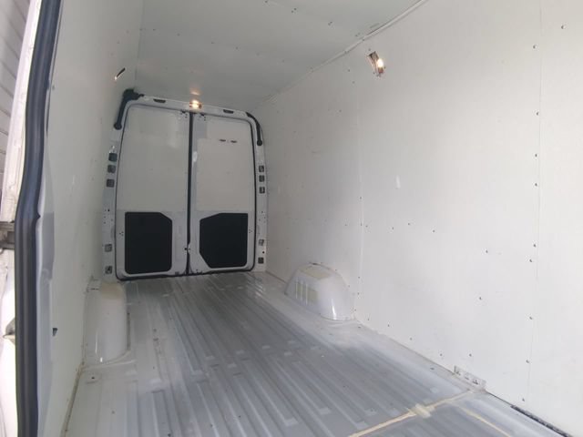 Used 2024 Mercedes-Benz Sprinter 2500 image 15