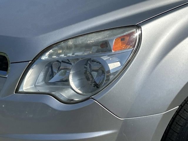 Used 2015 Chevrolet Equinox LS FWD image 9