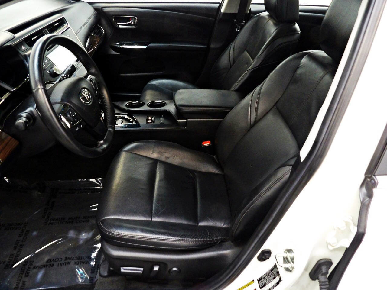 Used 2015 Toyota Avalon XLE Premium FWD image 8
