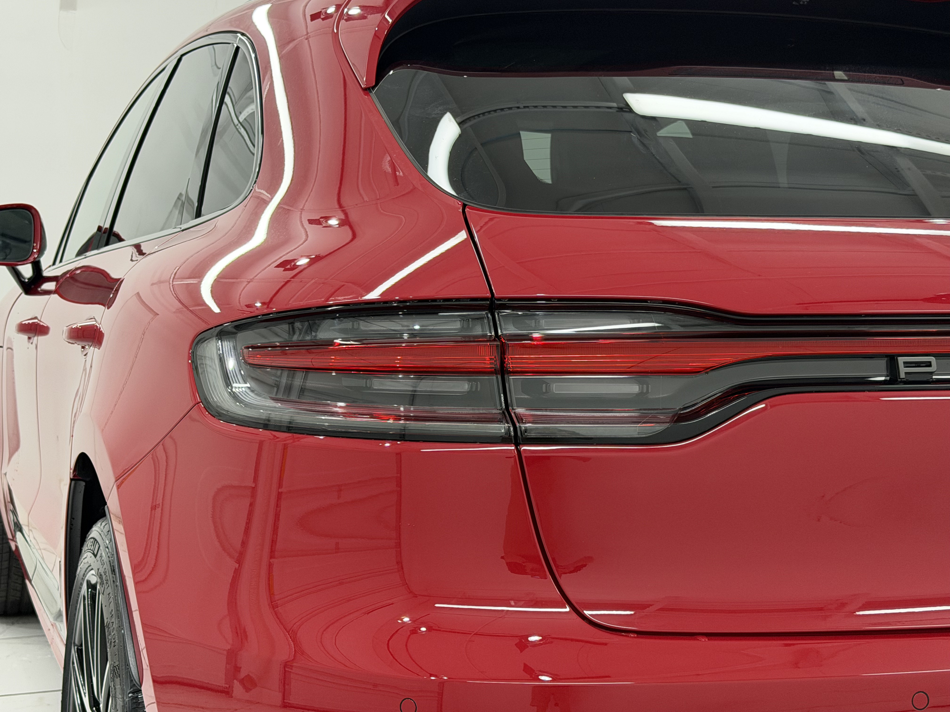 New 2026 Porsche Macan Turbo AWD/4WD image 18