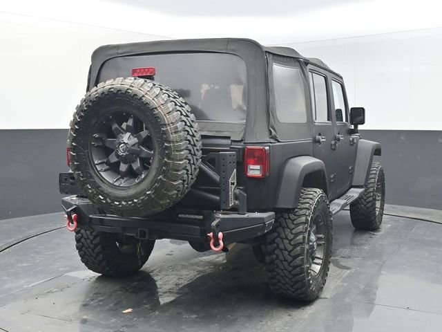 Used 2012 Jeep Wrangler Unlimited Sahara AWD/4WD image 5