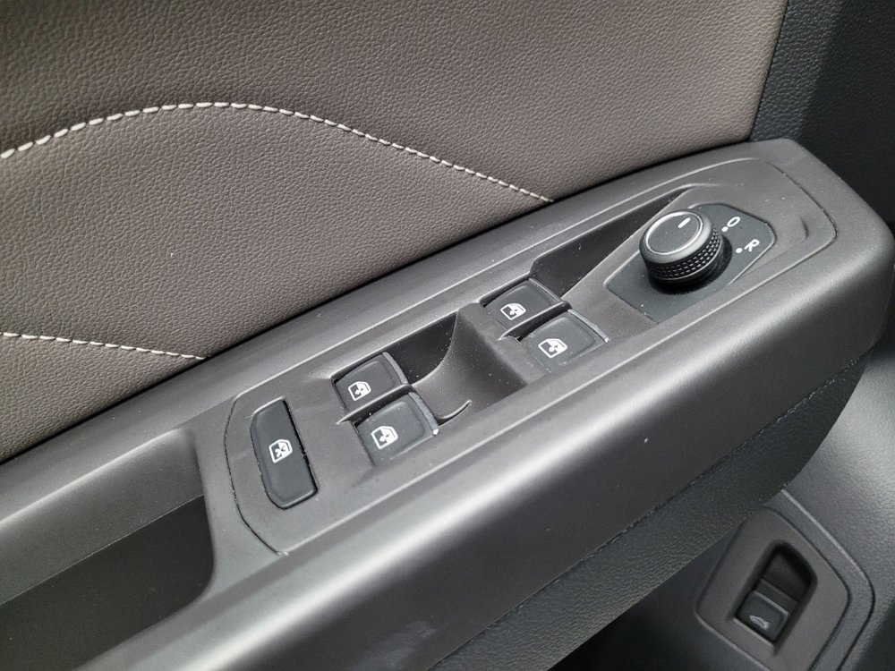 Used 2023 Volkswagen Atlas SE FWD image 27