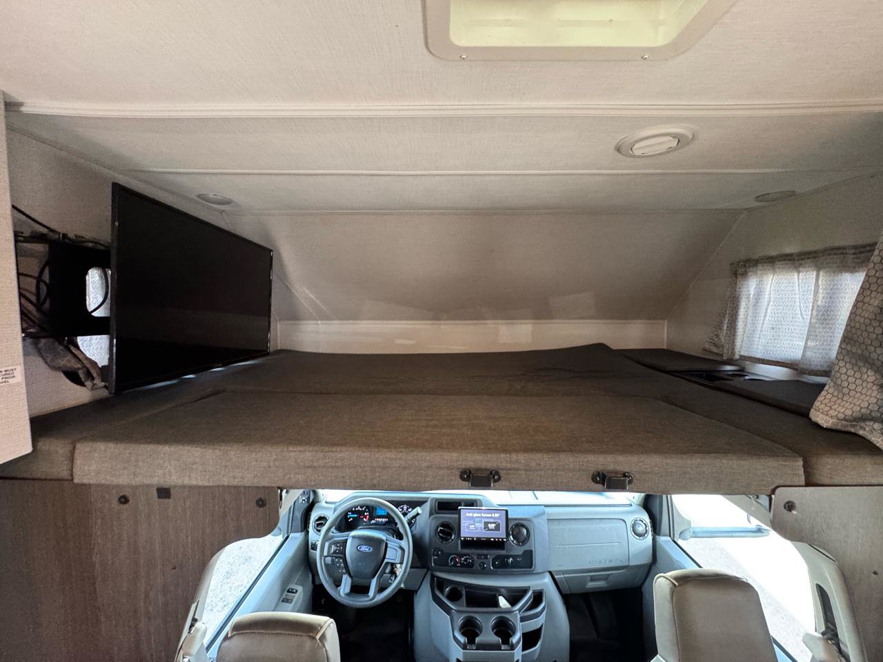 Used 2021 Ford E-450 and Econoline 450 Super Duty w/ Motorhome Prep Package RWD image 42