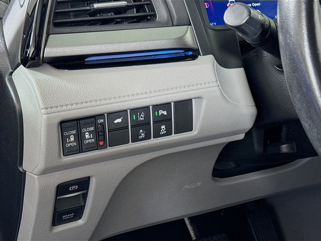 Used 2018 Honda Odyssey Elite image 10