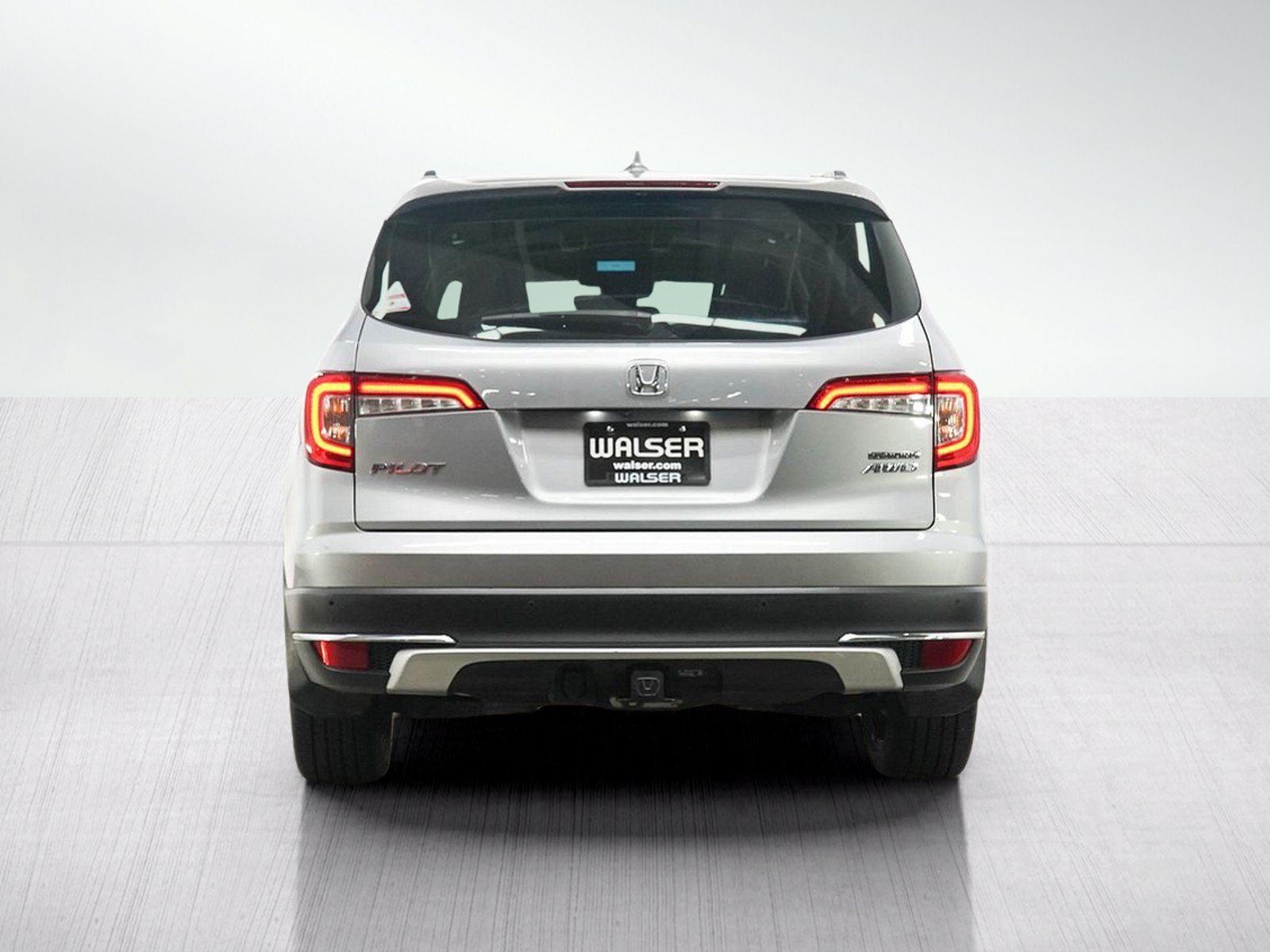 Used 2019 Honda Pilot Touring image 4