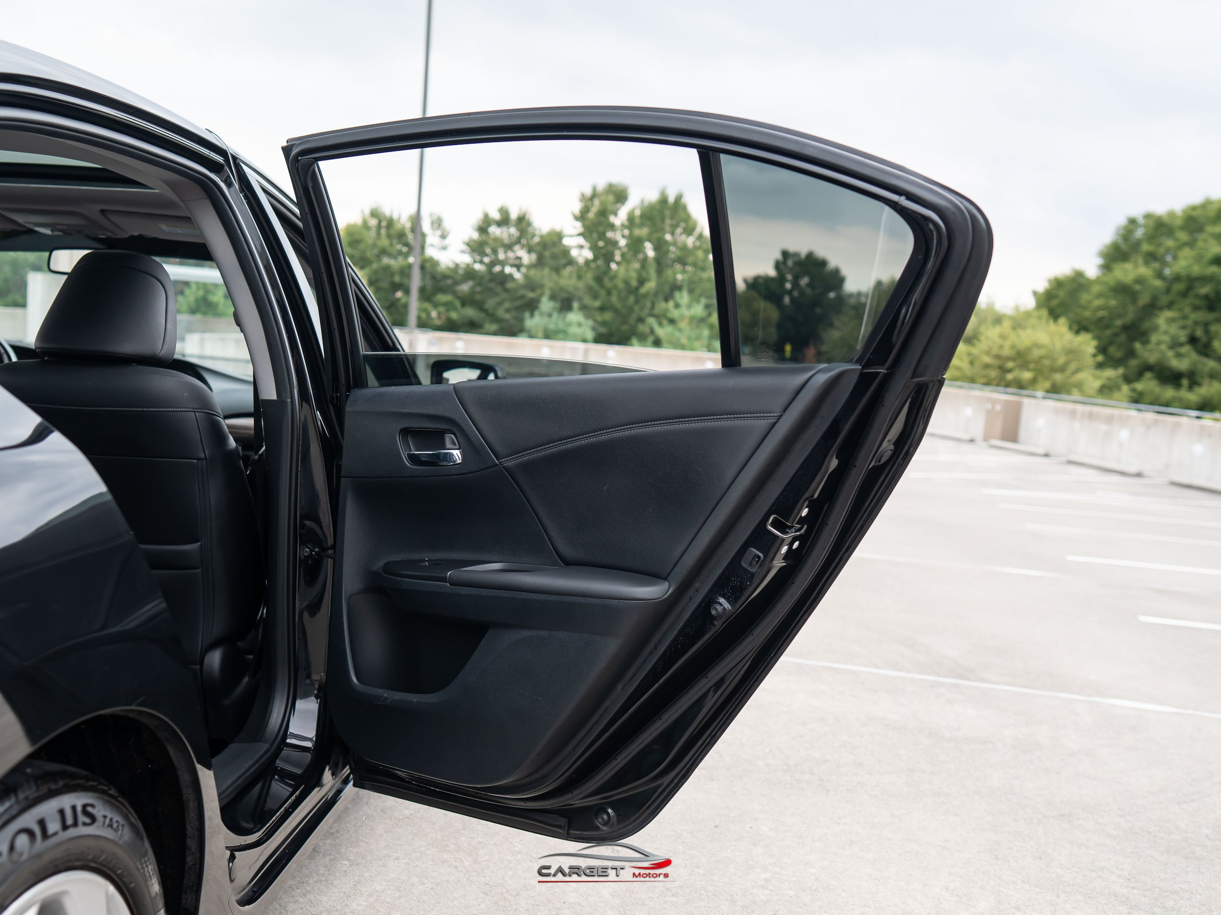 Used 2016 Honda Accord EX-L image 42