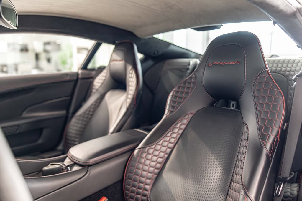 Used 2014 Aston Martin Vanquish Coupe RWD image 18