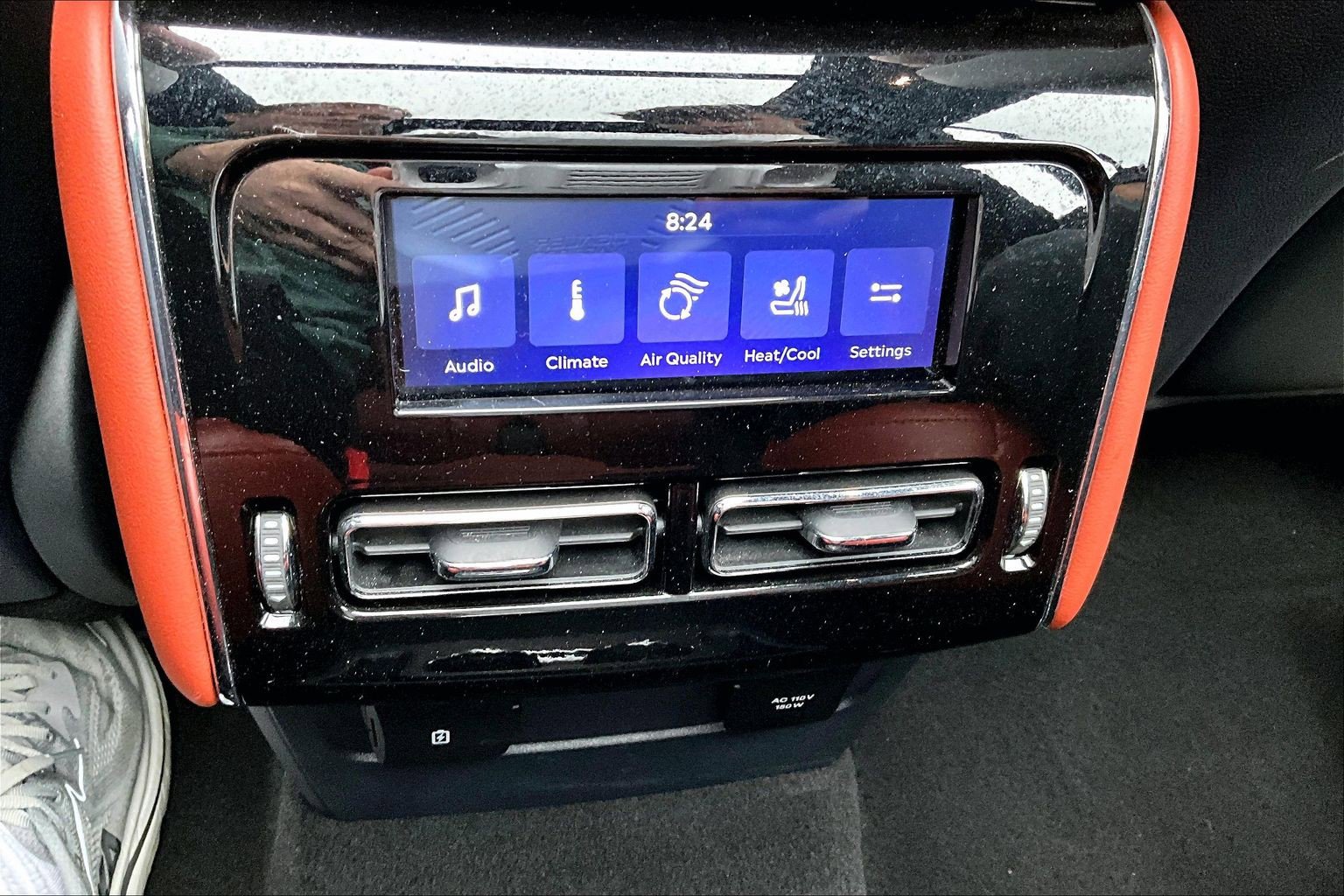 Used 2025 Lincoln Aviator Reserve w/ Equipment Group 201A AWD/4WD image 39