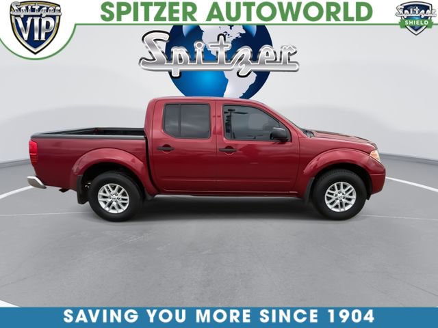 Used 2019 Nissan Frontier SV image 2