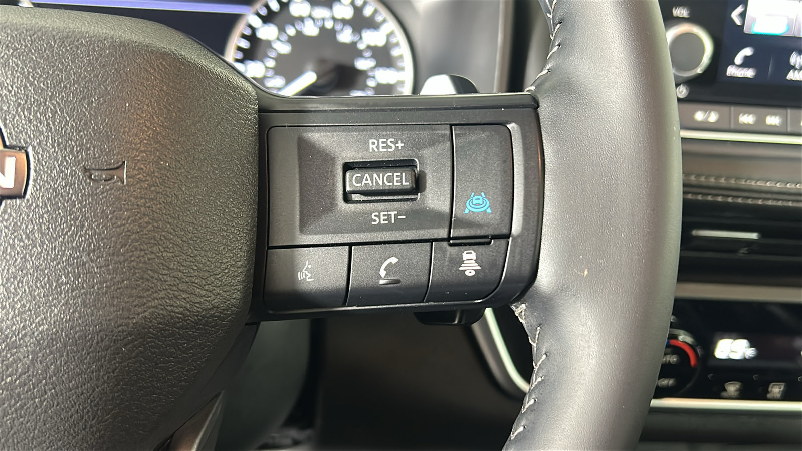 Certified 2026 Nissan Rogue SV AWD/4WD image 23