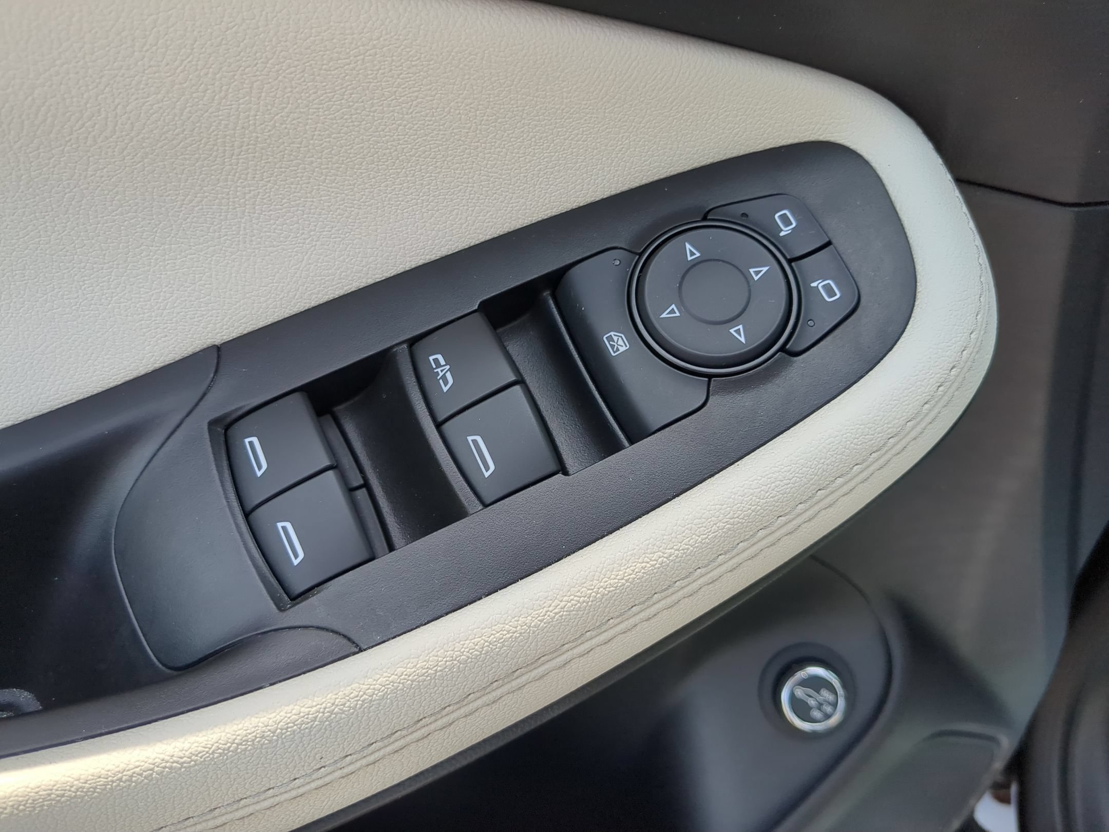 Certified 2023 Buick Encore GX Select AWD/4WD image 20