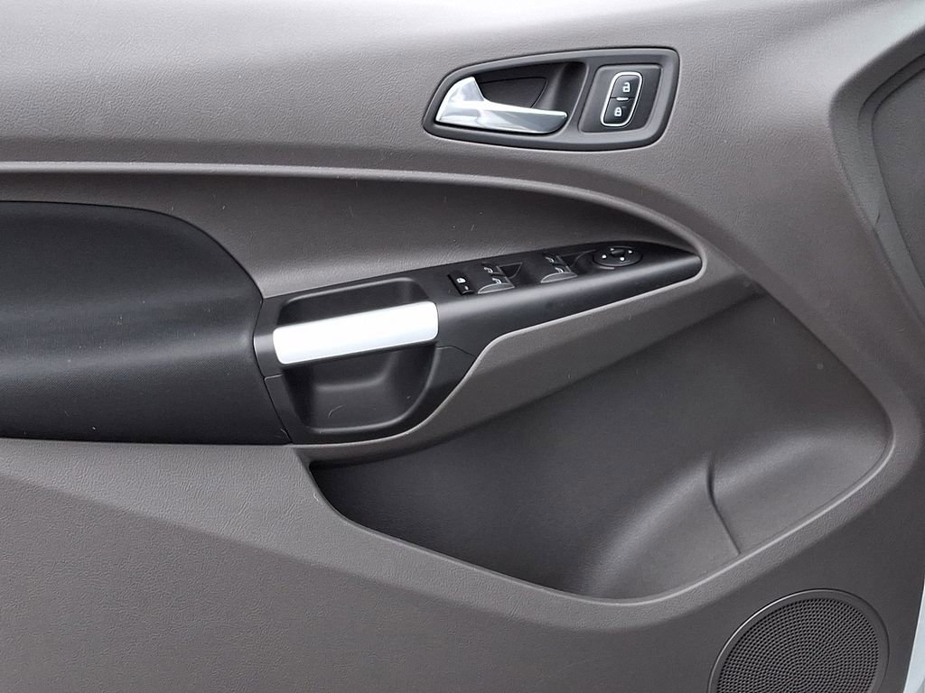 Used 2019 Ford Transit Connect XLT image 15